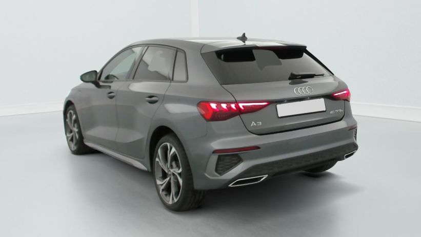 Aperçu du véhicule : 40 TFSIe 204 S Tronic 6 S Line