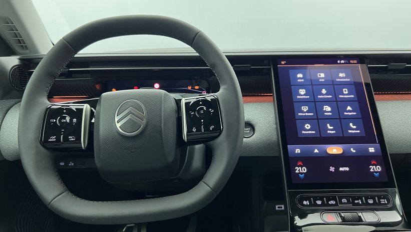 Aperçu du véhicule : Nouveau Hybrid 145 e-DCS6 Max Blanc Okénite avec 2600€ d'équipements inclus