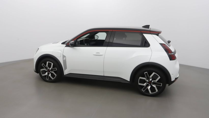 Aperçu du véhicule : E-TECH ELECTRIQUE 150CH TECHNO AUTONOMIE CONFORT