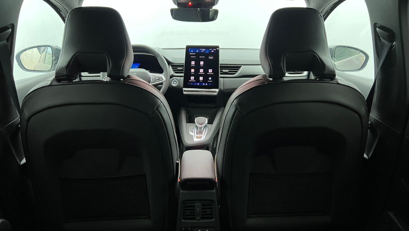 Aperçu du véhicule : E-Tech full hybrid 145 Iconic Gris Cassiopée avec 1000€ d'équipements inclus