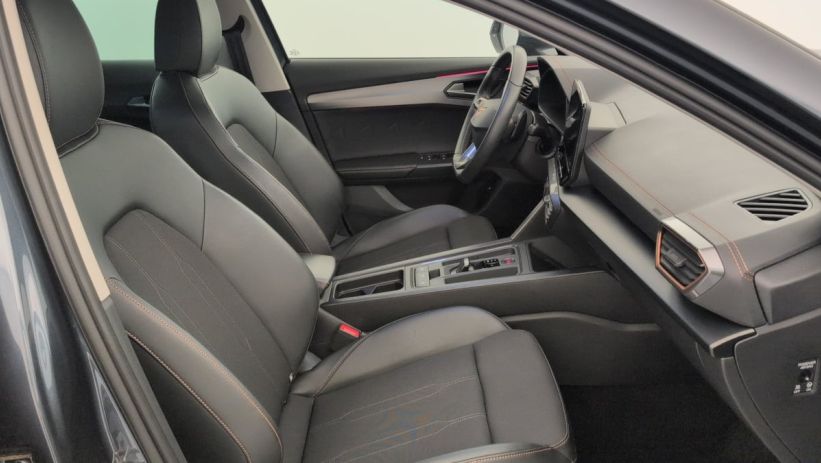 Aperçu du véhicule : 1.4 e-HYBRID 204 ch DSG6 V