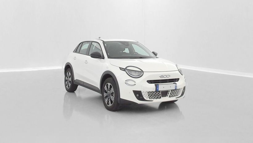 Aperçu du véhicule : 1.2 Hybrid Turbo 145ch Pop eDCT6
