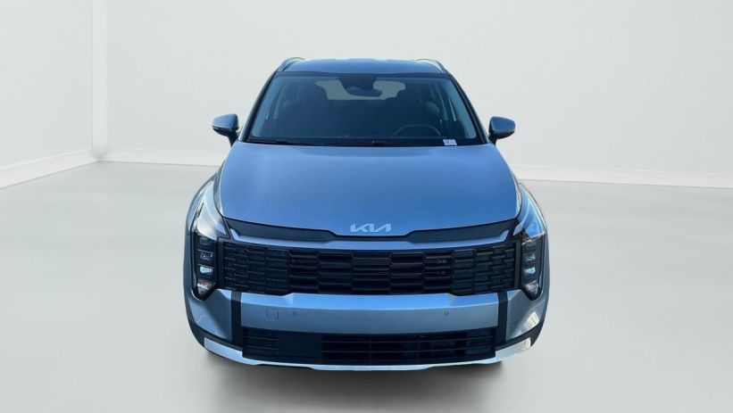 Aperçu du véhicule : HYBRIDE 239 CH BVA6 ACTIVE