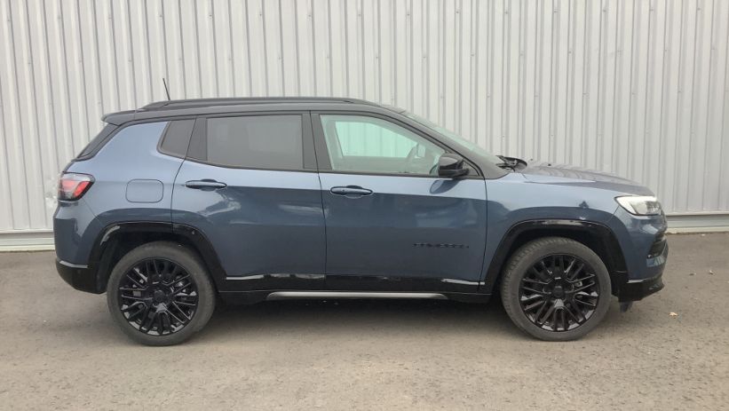 Aperçu du véhicule : COMPASS 1.5 Turbo T4 130 ch e-Hybrid BVR7 S