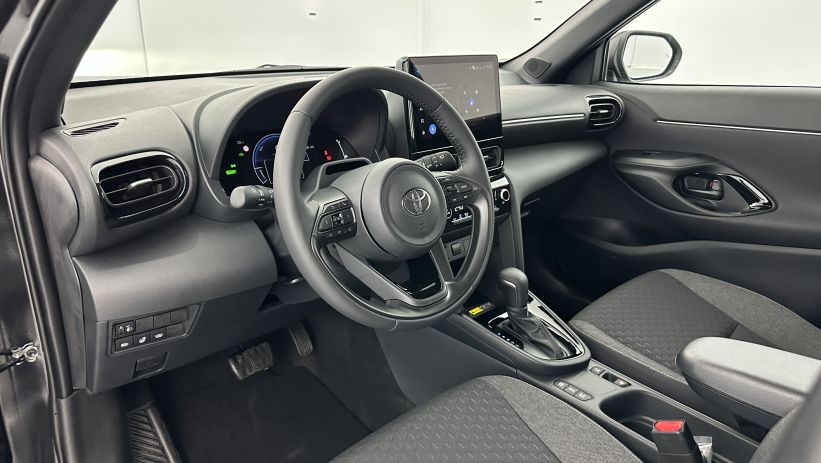 Aperçu du véhicule : 1.5 Hybride 130h Design e-CVT
