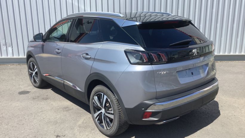 Aperçu du véhicule : 3008 Hybrid 145 e-DCS6 GT
