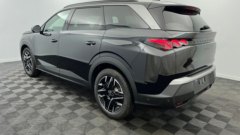 Aperçu du véhicule : Hybrid 145 e-DCS6 GT Exclusive Noir Perla Nera avec 2450€ d'équipements inclus