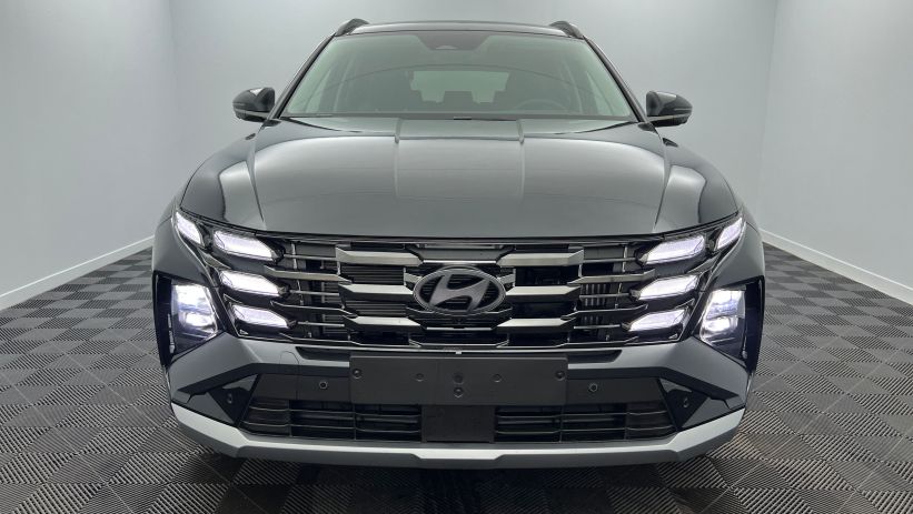 Aperçu du véhicule : Nouveau 1.6 T-GDI 215 Hybrid BVA6 N Line Executive Abyss Black avec 1680€ d'équipements inclus