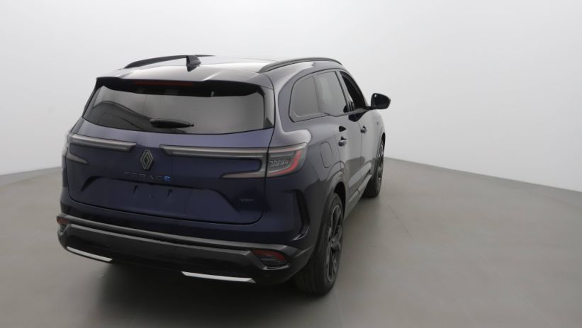 Aperçu du véhicule : 1.2 E-TECH FULL HYBRID 200CH ESPRIT ALPINE 7 PLACES - 25