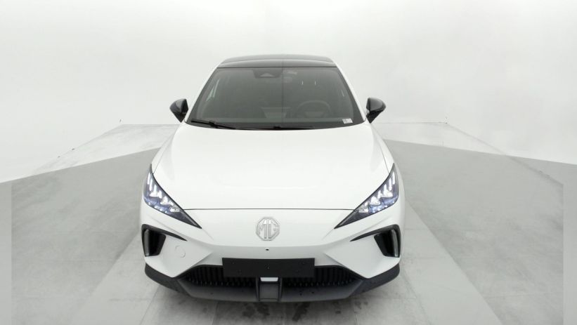 Aperçu du véhicule : Electric 64kWh - 320 kW 4WD XPOWER