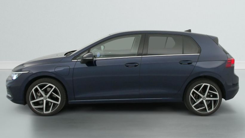 Aperçu du véhicule : 1.4 HYBRID RECHARGEABLE OPF 204 DSG6 STYLE