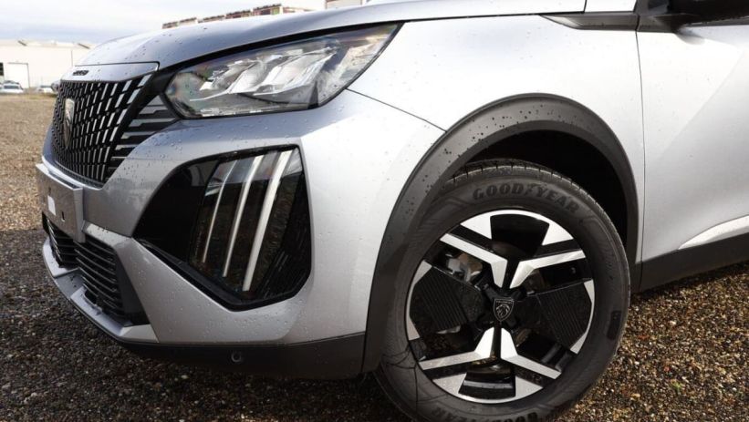 Aperçu du véhicule : Hybrid 145 e-DCS6 Allure