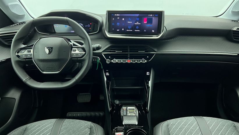 Aperçu du véhicule : Hybrid 145 e-DCS6 Allure Noir Perla Nera avec 950€ d'équipements inclus