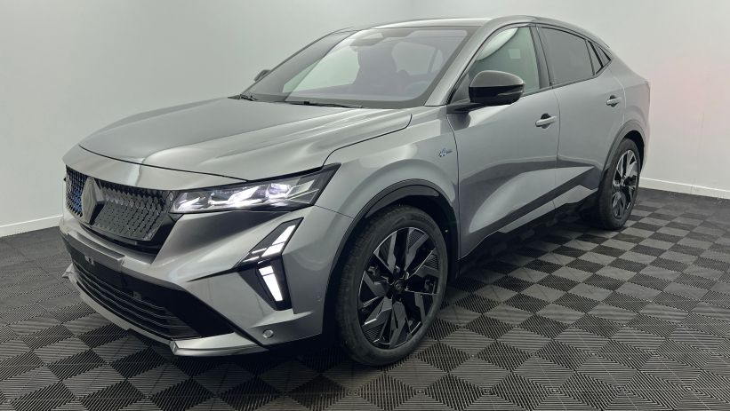 Aperçu du véhicule : E-Tech full hybrid 200 esprit Alpine Gris Schiste avec 2650€ d'équipements inclus