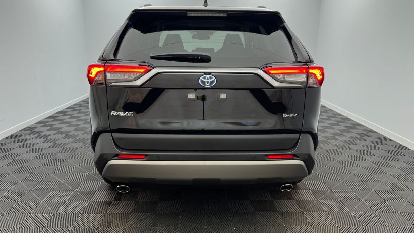 Aperçu du véhicule : Hybride 222 ch AWD-i 30 YEARS Noir Attitude avec 1350€ d'équipements inclus