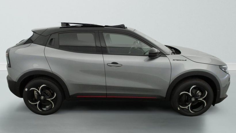 Aperçu du véhicule : 1.2 Ibrida 136 ch eDCT6 Speciale