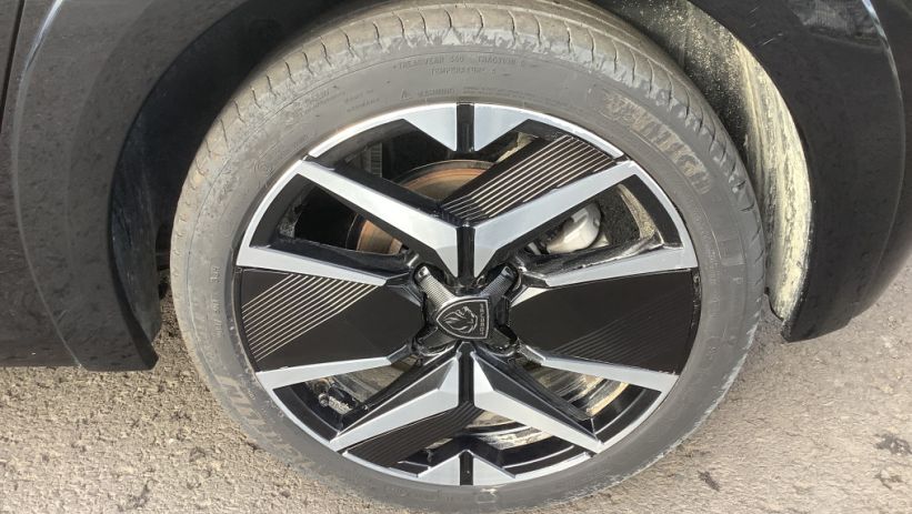 Aperçu du véhicule : 208 PureTech 100 S&S BVM6 GT