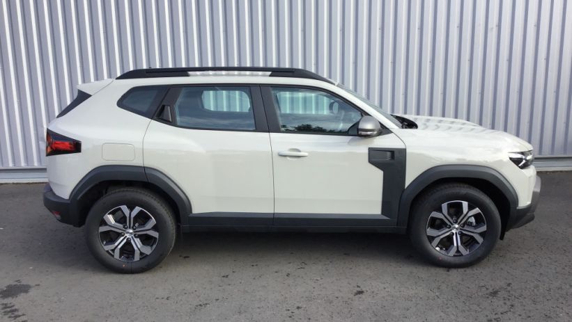 Aperçu du véhicule : DUSTER Hybrid 140 4x2 Expression