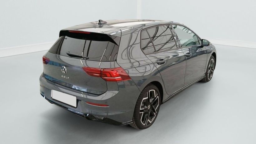 Aperçu du véhicule : Golf 1.5 eTSI EVO2 150 DSG7 R-Line Edition