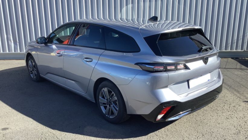 Aperçu du véhicule : 308 SW Hybrid 136 e-DCS6 Allure