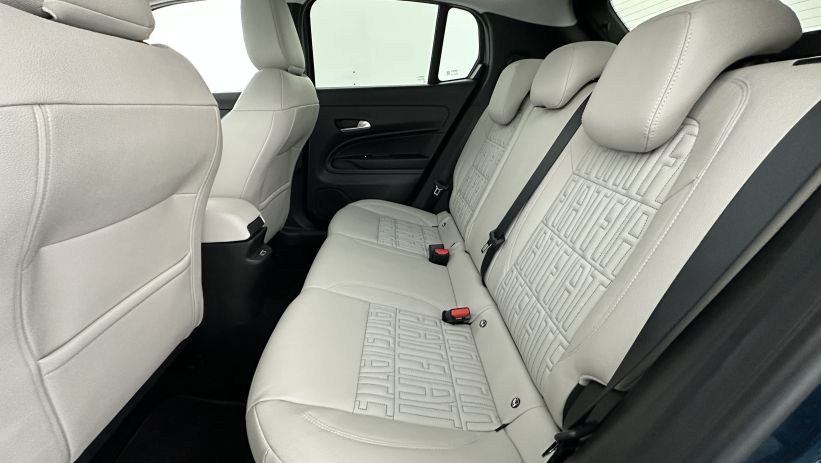 Aperçu du véhicule : 1.2 Hybrid 100ch La Prima DCT6