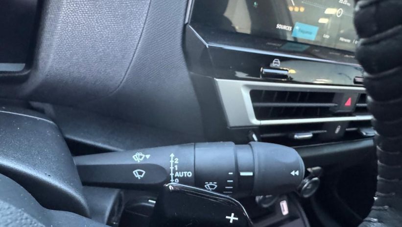 Aperçu du véhicule : PLUS 1.5 BLUEHDI 130CV EAT8 + NEUF 0KM