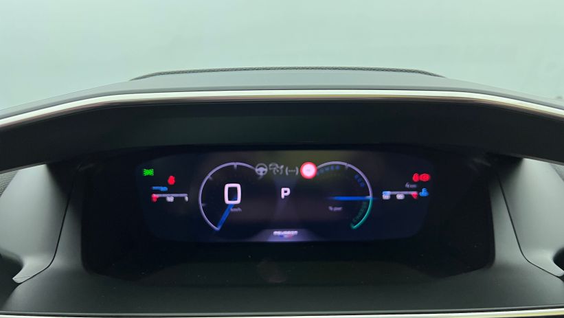 Aperçu du véhicule : Nouvelle Hybrid 145 e-DCS6 GT Gris Selenium avec 1700€ d'équipements inclus