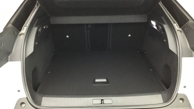 Aperçu du véhicule : 3008 Hybrid 145 e-DCS6 GT