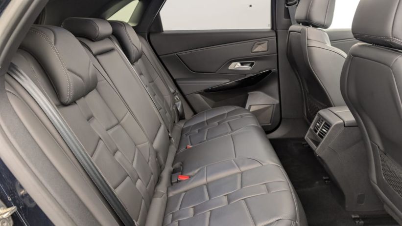 Aperçu du véhicule : Hybride Rechargeable E-Tense 225 EAT8 Opera