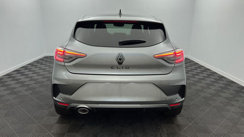 Aperçu du véhicule : TCe 90 ch Esprit Alpine Gris Rafale avec 1850€ d'équipements inclus