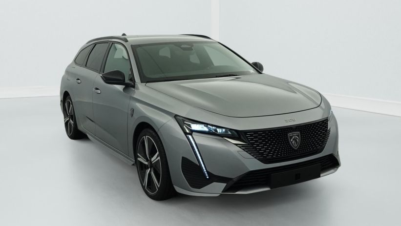 Aperçu du véhicule : PHEV 225 e-EAT8 GT