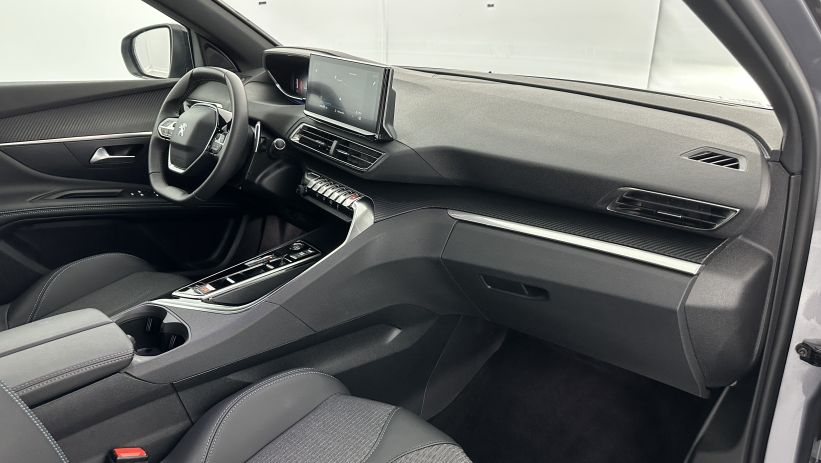 Aperçu du véhicule : 1.2 Hybrid 136ch Allure Pack e-DCS6