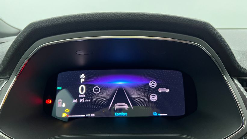 Aperçu du véhicule : E-Tech full hybrid 160 ch esprit Alpine Blanc Nacré - Toit Noir Etoilé avec 1350€ d'équipements inclus