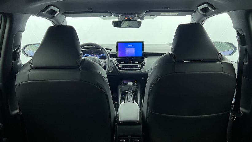 Aperçu du véhicule : Hybride 178ch Design Bleu Genièvre avec 2490€ d'équipements inclus