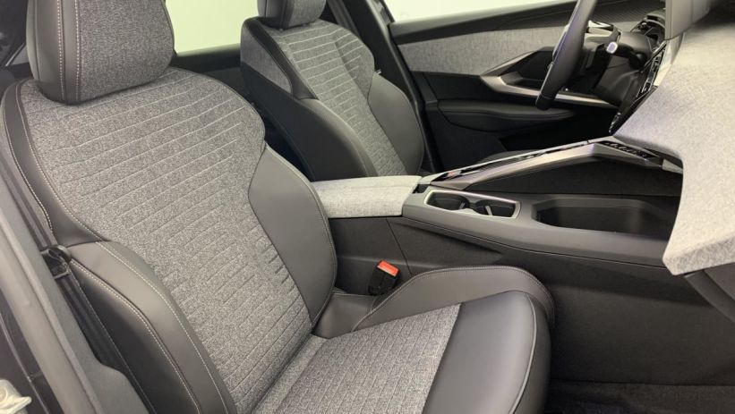 Aperçu du véhicule : Hybrid 145 e-DCS6 Allure