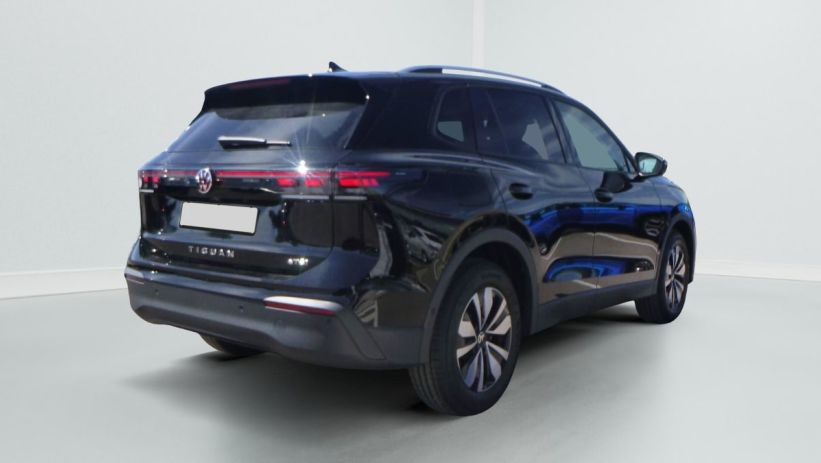 Aperçu du véhicule : Tiguan 1.5 eTSI 131ch DSG7 VW Edition