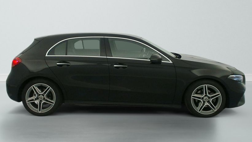 Aperçu du véhicule : 180 7G-DCT AMG LINE