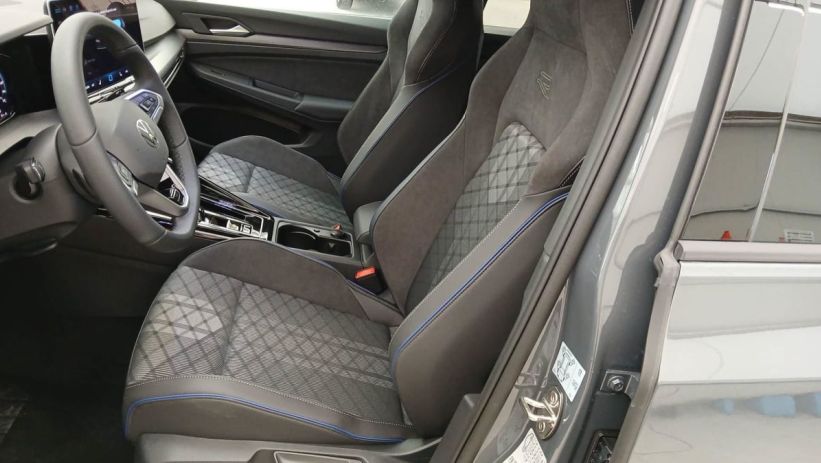 Aperçu du véhicule : Golf 1.5 eTSI EVO2 150 DSG7 R-Line Edition