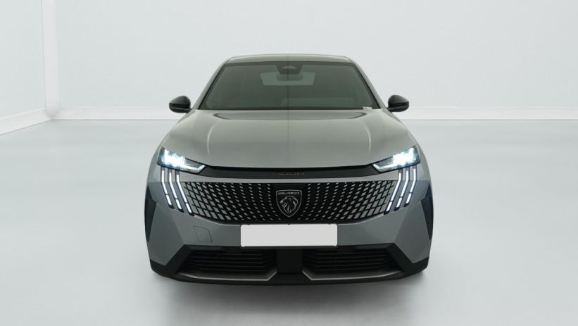 Aperçu du véhicule : HYBRID 136 E-DCS6 ALLURE