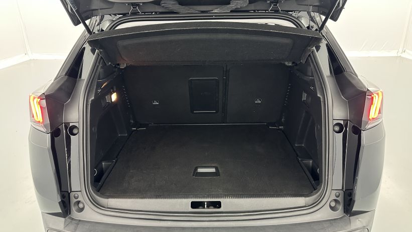 Aperçu du véhicule : III 1.2 PureTech 130ch Active Pack EAT8