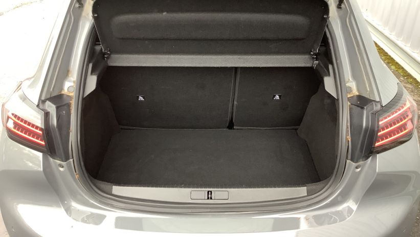 Aperçu du véhicule : 208 PureTech 100 S&S BVM6 GT