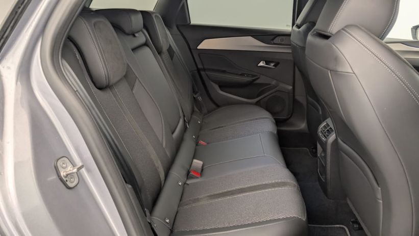 Aperçu du véhicule : PHEV 225 e-EAT8 GT