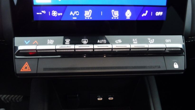 Aperçu du véhicule : 1.6 E-TECH FULL HYBRID 145CH ICONIC