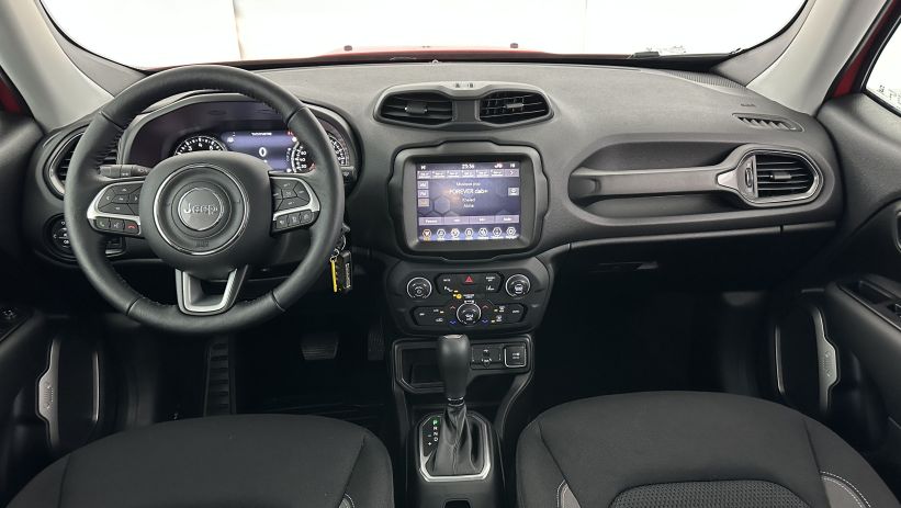 Aperçu du véhicule : 1.5 Turbo T4 130ch Limited e-Hybrid BVR7