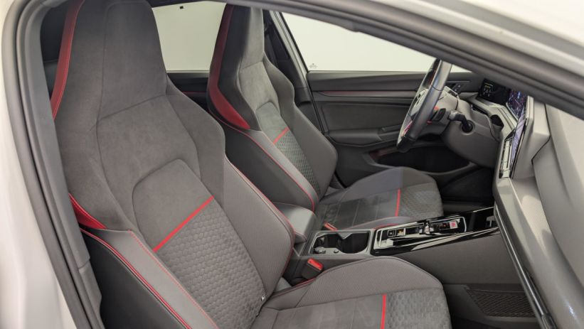 Aperçu du véhicule : 2.0 TSI 300 DSG7 GTI CLUBSPORT