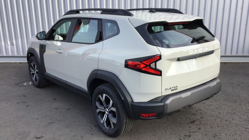 Aperçu du véhicule : DUSTER Hybrid 140 4x2 Expression