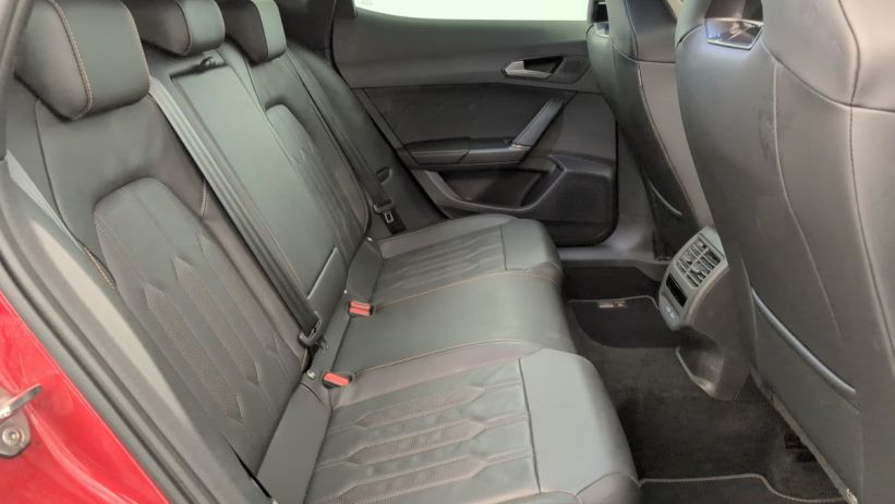 Aperçu du véhicule : 1.4 e-HYBRID 204 ch DSG6 V