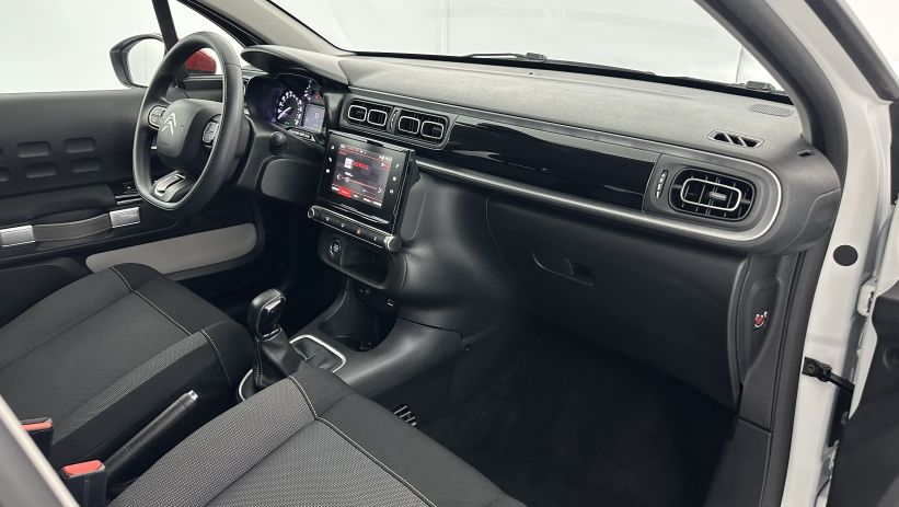 Aperçu du véhicule : III 1.2 PureTech 83ch Shine