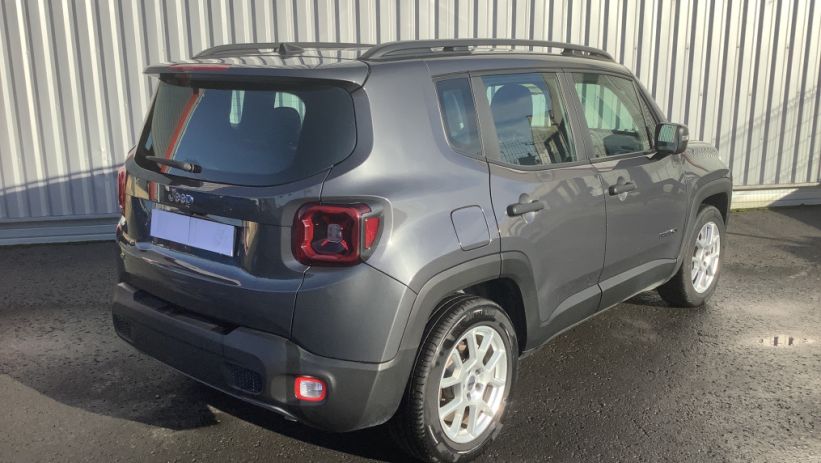 Aperçu du véhicule : RENEGADE 1.5 Turbo T4 130 ch BVR7 e-Hybrid Altitude