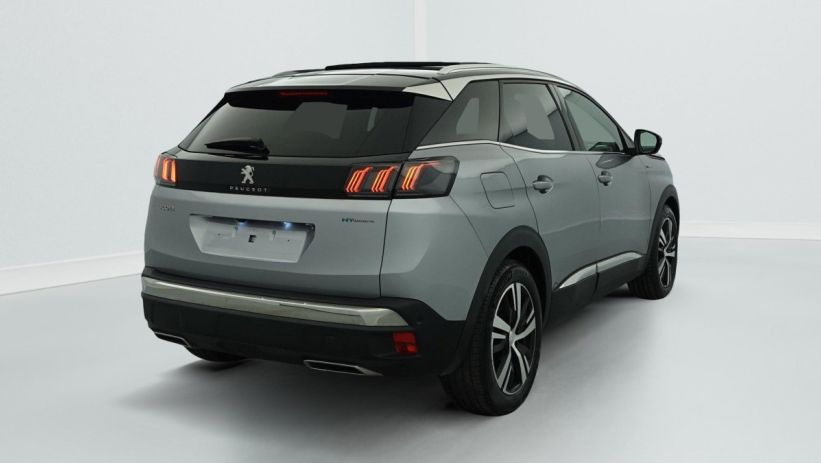 Aperçu du véhicule : Hybrid4 300 e-EAT8 GT